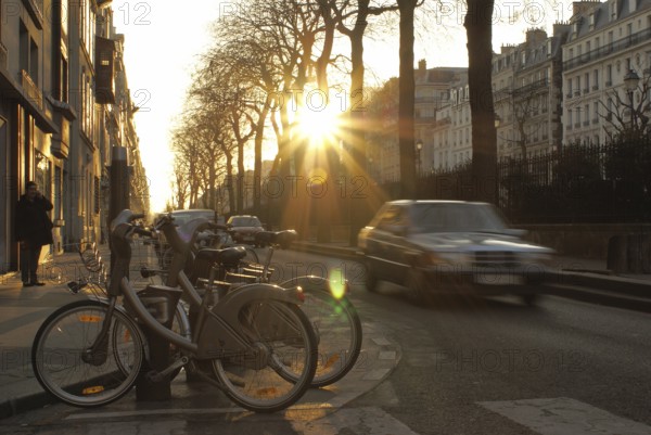 Velibs, Boulevard Pereire, 17° arrondissement, Ile-de-France, Paris, France