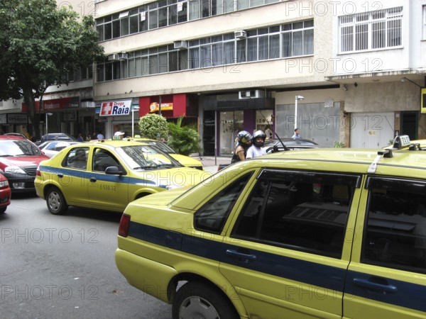 People, Taxis, avenue, City, Rio de Janeiro, Brazil