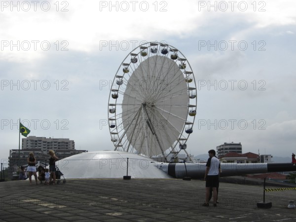 Turns giant, Strong Copacabana, City, Copacabana, Rio de Janeiro, Brazil
