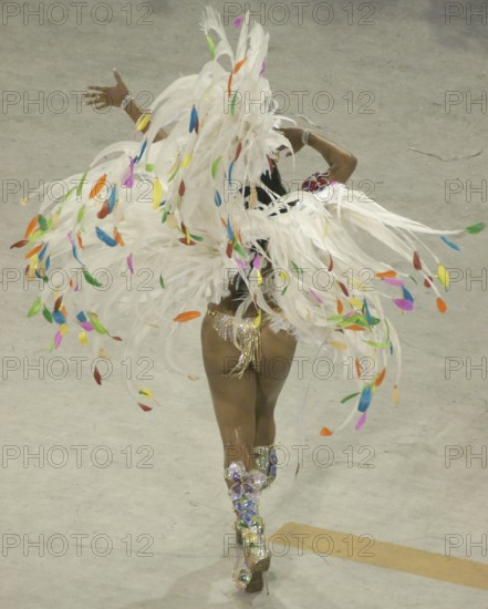 Juliane Almeida, Queen of the Battery, Carnival 2009, School of Samba Viradouro, Rio de Janeiro, Brazil