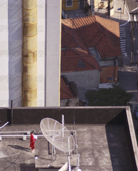 Satellite dish, City, São Paulo, Brazil