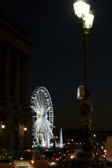 Gigantic wheel, Place de la Concorde - 75008, (75), Paris, France