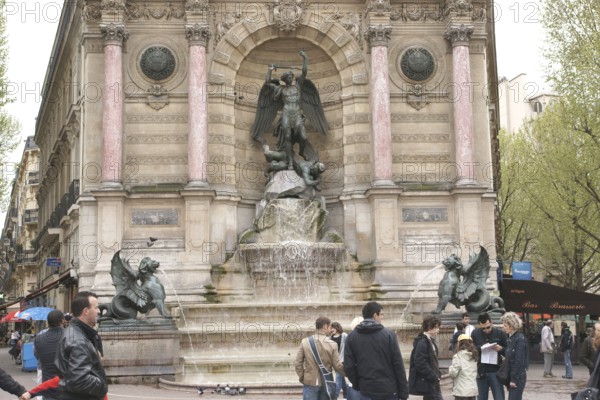 Sculpture, Fountain, Place Saint-Michel, 6ème arrondissement, (75006), Paris, France