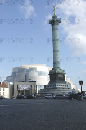 Square, Place de la Bastille, 12ème arrondissement, (75012), Paris, France