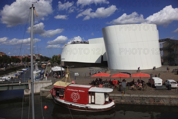 Restaurant, Fishing Trawler Milan, Ozeaneum, Seemuseum Stralsund, Museum of Oceanography and Fisheries, Aquarium and German Maritime Museum, Stralsund, Vorpommern-Rügen district, Mecklenburg-Western Pomerania, Germany
