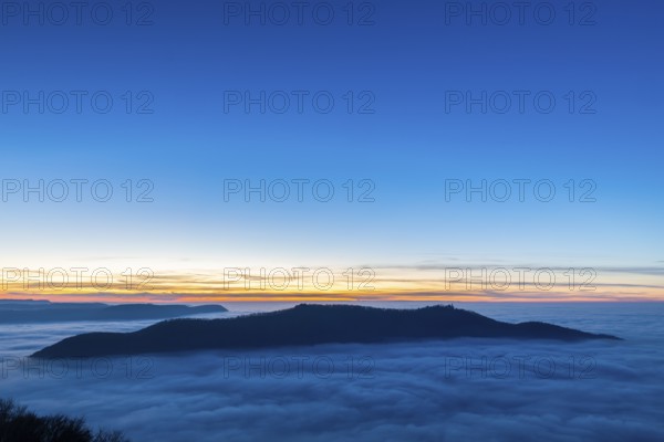 Inversion weather, fog, sunset, autumn, view from Breitenstein, Ochsenwang, Swabian Jura, Baden-Württemberg, Germany