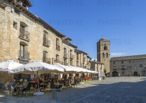 Plaza Mayor main square historic buildings medieval village of Ainsa, Aínsa-Sobrarbe, Huesca province, Aragon, Spain