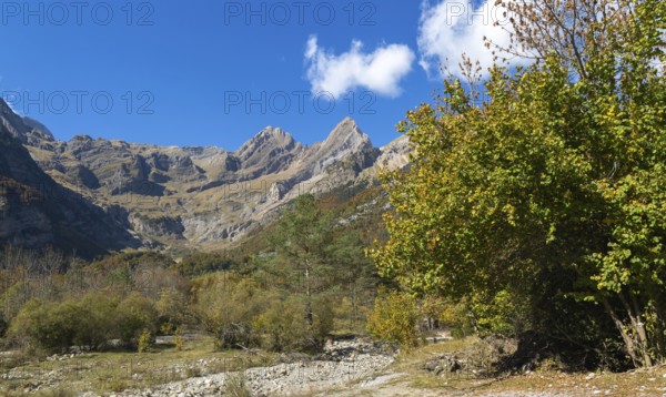 Pyrenees mountains peaks, Ordesa y Monte Perdido, National Park, Bielsa, Huesca province, Aragon, Spain