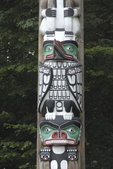 Totem, Totem Pole, Stanley Park, Vancouver, British Columbia, Canada