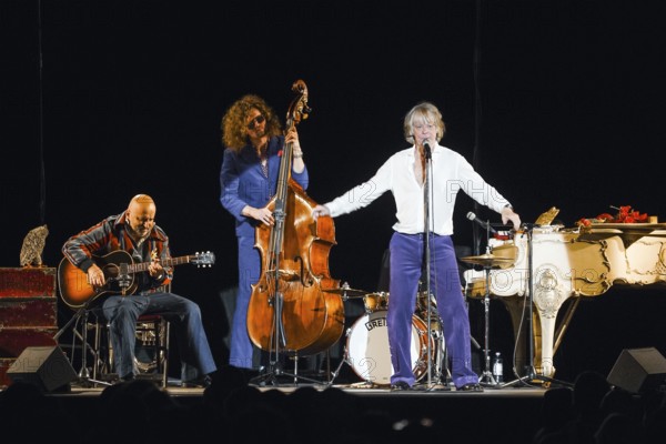 Helge Schneider live on A Man and His Music Tour at Berlin's Tempodrom on 07.11.2025