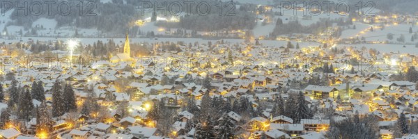 Oberstdorf am Silvesterabend, Oberallgäu, Allgäu Alps, Allgäu, Bavaria, Germany