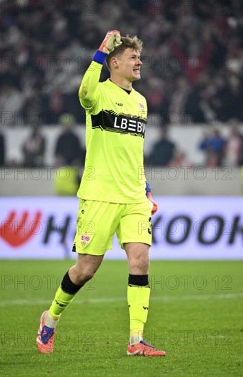 Goal cheers goalie Alexander Nübel VfB Stuttgart (33) gesture gesture Europa League, MHPArena, MHP Arena Stuttgart, Baden-Württemberg, Germany