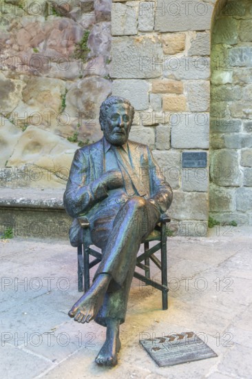 Bronze sculpture Luis Garcia Berlanga (1921-2010) film director, Sos del Rey Catolico, Aragon, Spain, by José Luis Fernández 2009