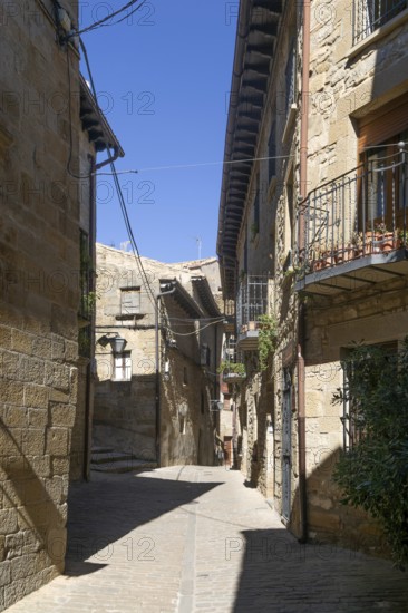 Historic buildings in medieval village of Sos del Rey Católico, Cinco Villas district, Zaragoza province, Aragon, Spain