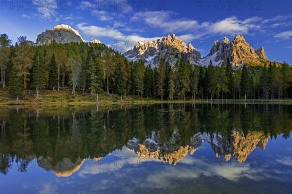 Mountain lake, mountains, reflection, sunny, evening light, Lake Antorno, Lake Antorno, Cadini Group, Dolomites, Italy