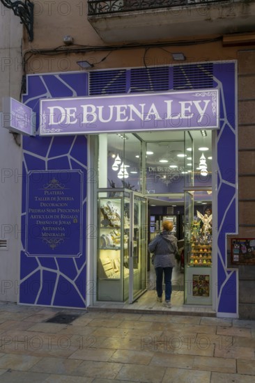 De Buena Ley jewellery and artisan shop store, city centre of Zaragoza, Aragon, Spain