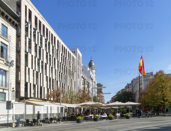 Busy city square and focal point, Plaza de España, city centre of Zaragoza, Aragon, Spain