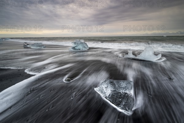 Beach with waves, ice formations, Diamont Beach, Jökulsarlon, Iceland