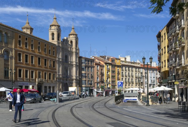 Historic city centre buildings, Avenue de César Augusto, city centre of Zaragoza, Aragon, Spain