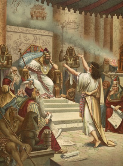 Biblical scene, Bible, Joseph interprets the Pharaoh's dreams by explaining that seven fat cows and seven plump ears represent seven years of abundant harvest, while seven lean cows and seven withered ears mean seven years of famine, illustration, reproduction from a 19th-century model. Authentic, file restored for optimal use, exact date of submission unknown, historical