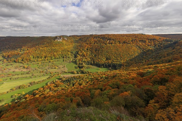 Indian summer on the Swabian Jura in the Nenninger Valley with the ruins of Reussenstein Castle