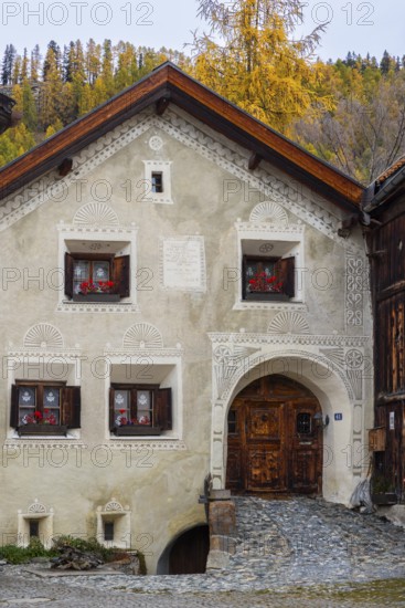 Sgraffiti on Engadin house, historic houses, Guarda, Engadin, Graubünden, Switzerland