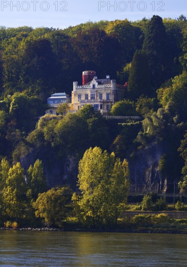 Marienfels Castle with Rhine, former residence of entertainer Thomas Gottschalk, Remagen, Rhineland-Palatinate, Germany