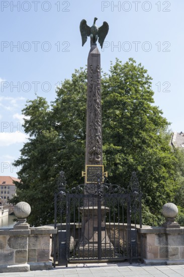 Obelisk with War Eagle, Charles Bridge, Old Town, Nuremberg, Middle Franconia, Franconia, Bavaria, Germany