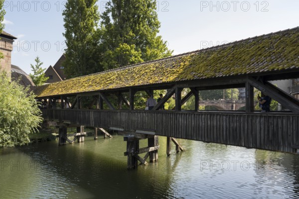 Historic Henkersteg, Pedestrian Bridge, Pegnitz River, Old Town, Nuremberg, Middle Franconia, Franconia, Bavaria, Germany