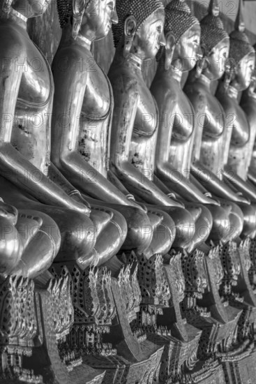 Gilded Buddha statues (Bhumispara mudra: Buddha Gautama at the moment of enlightenment), Wat Suthat Thepwararam, Royal Temple, Phra Nakhon, Bangkok, Thailand