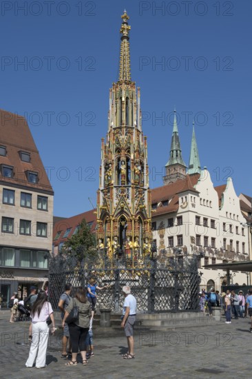 Schöner Brunnen am Hauptmarkt, Altstadt, Nuremberg, Middle Franconia, Franconia, Bavaria, Germany