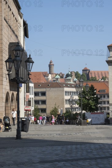 Pedestrian zone, Königstraße, Nuremberg Castle in the back, Kaiserburg, Old Town, Nuremberg, Middle Franconia, Franconia, Bavaria, Germany