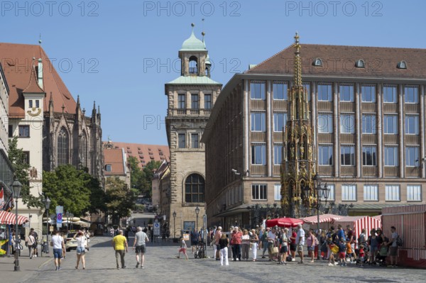 Pedestrian zone, Königstraße, Hauptmarkt, Schöner Brunnen, Town Hall, Old Town, Nuremberg, Middle Franconia, Franconia, Bavaria, Germany