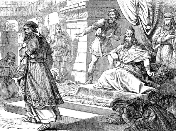Mordachai refuses to kneel in front of Haman, The Book of Esther, chapter 3, Mordechai, Esther, priest, elevated seat, refusal, violation, rule, appearance, avert, horror, grimm, kneel down, bow, custom, Old Testament, Bible, Mardechai, historical illustration 1877