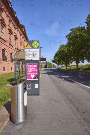 Landtag bus stop, New Armoury, historic building, public trash can, lantern, trees, lawn, blue sky, cirrostratus clouds, federal road B40, Peter-Altmeier-Allee, Mainz, state capital, district-free city, Rhineland-Palatinate, Germany