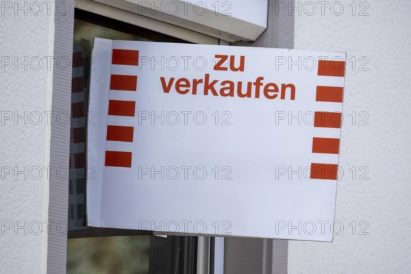 House for sale in Mutterstadt, Rheinland Pfalz (symbol of the real estate market)