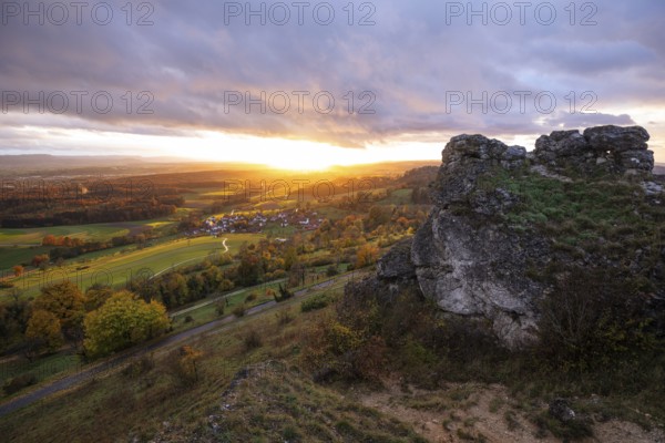 Rain and sun alternating — dramatic autumn atmosphere at the Hohenstaufen Spielburg Nature Reserve, Göppingen, Baden-Württemberg, Germany