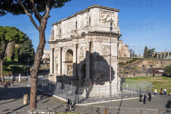 Protected Arch of Constantine with marble reliefs marble reliefs relief made of marble with scenes from Schalcht on the Milvian Milvian Bridge, Parco Archeologico del Colosseo, Archaeological Park at the Colosseum, Rome, Lazio, Italy