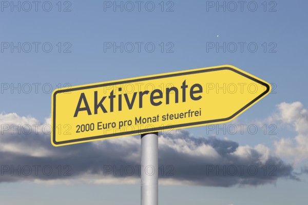 (Photo montage) Directional arrow with the inscription ACTIVRENTE