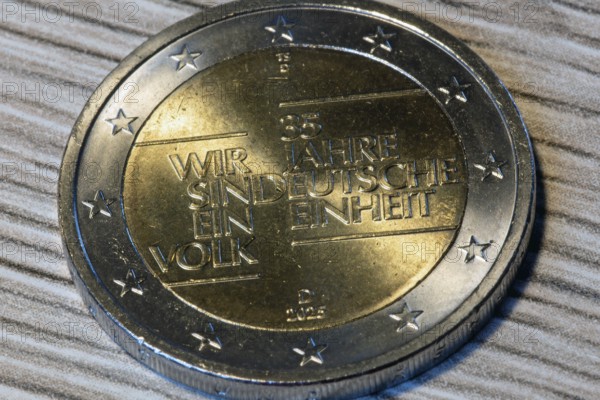 Two euro coin to mark 35 years of reunification