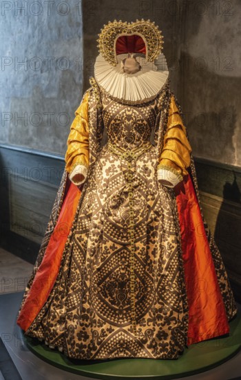Interior of Kalmar Castle: Princess Elisabeth Gustavsdotter Vasa dress (ca. 1590) . Kalmar, Småland, Sweden, Scandinavia