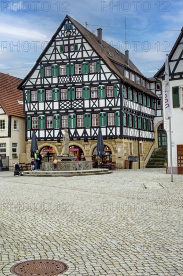 Historic half-timbered houses and market fountains, market square, Pfullingen, Baden-Württemberg, Germany