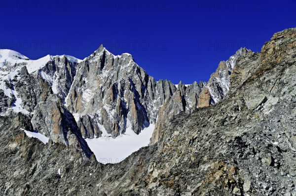 From left, the Mont Blanc mountains, Mont Maudit, Pointe Helbronner viewing terrace, Chamonix-Mont-Blanc, Haute-Savoie, watershed Italy, France