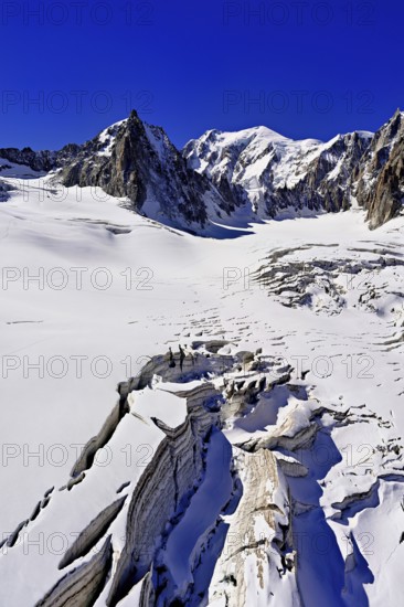 View of the mountains from the Télécabine Panorama Railway, La Tour Ronde, Mont Blanc, Mont Maudit, Le Mont Blanc du Tacul, in the foreground the glacier du Géant, Chamonix-Mont-Blanc, Haute-Savoie, France