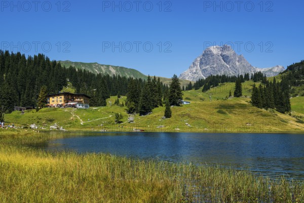 Berglandschaft und Berggasthof, Körbersee, Widderstein, Warth, Bregenzerwald, Vorarlberg, Alps, Austria