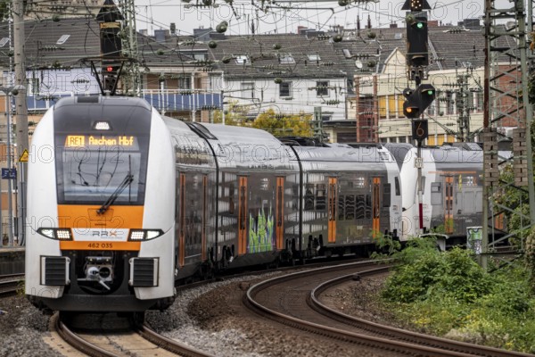 Rhein-Ruhr-Express, RRX train, RE1 on the way to Aachen, from Düsseldorf main station, here near Volksgarten station, North Rhine-Westphalia, Germany