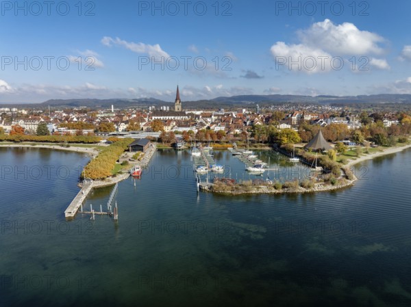 Aerial view of the town of Radolfzell on Lake Constance with the Wäschbruckhafen, harbour pier and concert sail, behind it the Radolfzell Münster, district of Konstanz, Baden-Württemberg, Germany