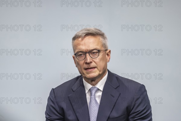 Dr. Karsten Wildberger (CDU), Minister of Digital Affairs. ground-breaking ceremony ceremony for the Innovation Park for Artificial Intelligence (IPAI) in Heilbronn. In addition to Chancellor Merz, Minister President Kretschmann and other ministers were also on site. The IPAI Campus will one day be the size of 42 soccer fields and around three billion euros will be invested. The starting capital of 100 million is shared by the state of Baden-Württemberg and the Dieter Schwarz Foundation. Heilbronn, Baden-Württemberg, Germany