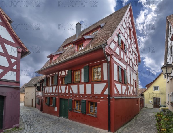 Historic half-timbered house with integrated city wall, built in 1553, reconstructions in 1660 and 1821, renovation 2000, Höllgasse 8, Lauf an der Pegnitz, Middle Franconia, Bavaria, Germany