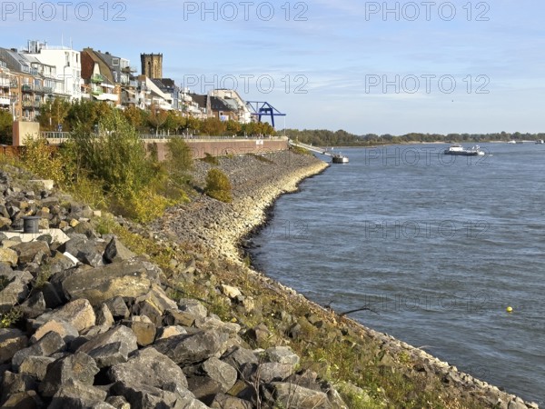 View of Rhine promenade from Emmerich right in front of it against waves and slight low floods fortified eastern bank of the Rhine, flood protection, Emmerich, Lower Rhine, North Rhine-Westphalia, Germany
